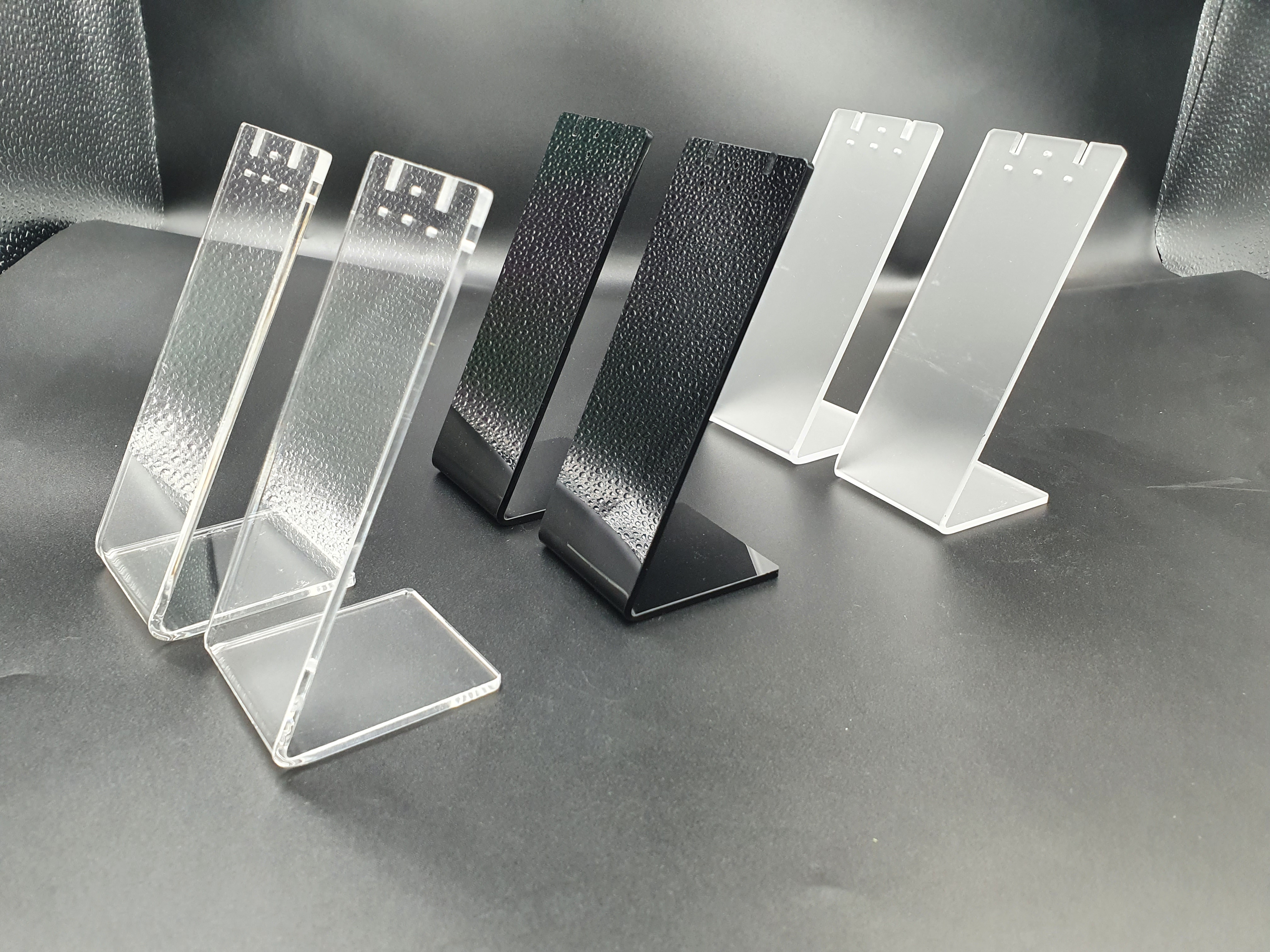 แท่นโชว์ต่างหูสีใส 2 ชิ้น / 1 ชุด