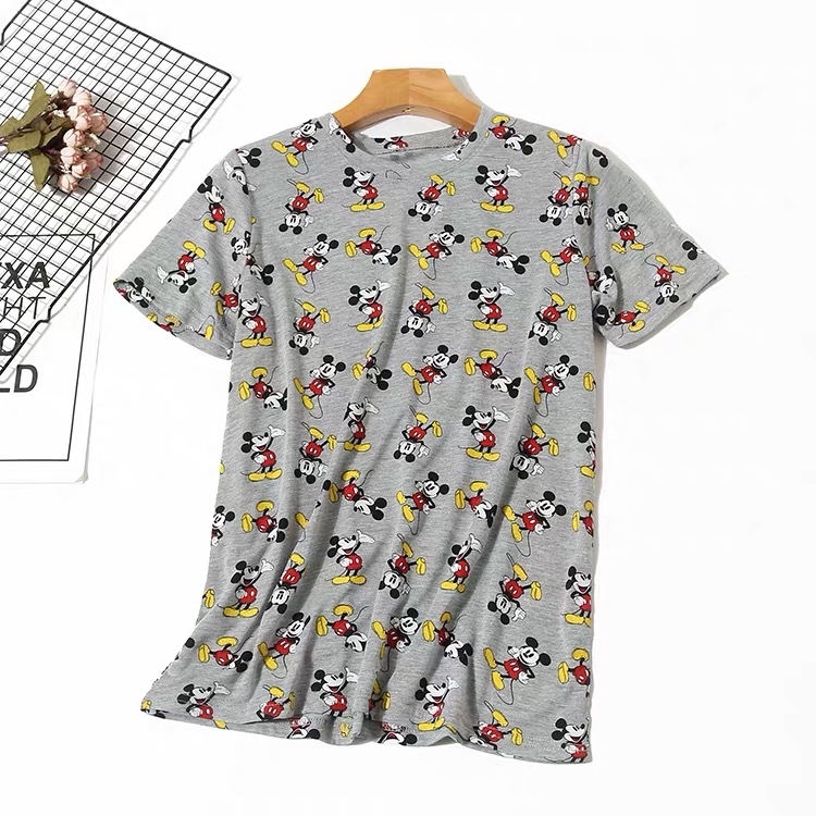 Disney เสื้อยืดคอกลม สีเทา ลายMicky mouse งานDISNEY แท้ สวยมากคะ สำเนา เทา