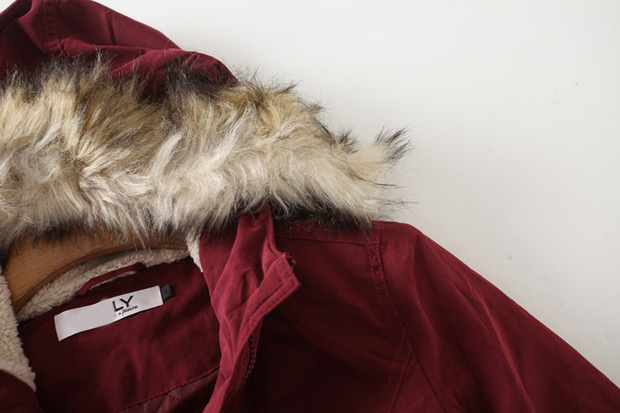 Only เสื้อโค้ทฮู้ดกันหนาว เสื้อปาร์กา parka สีดำ แบรนด์Only (ขนเฟอร์ถอดได้ค่ะ) ดำ