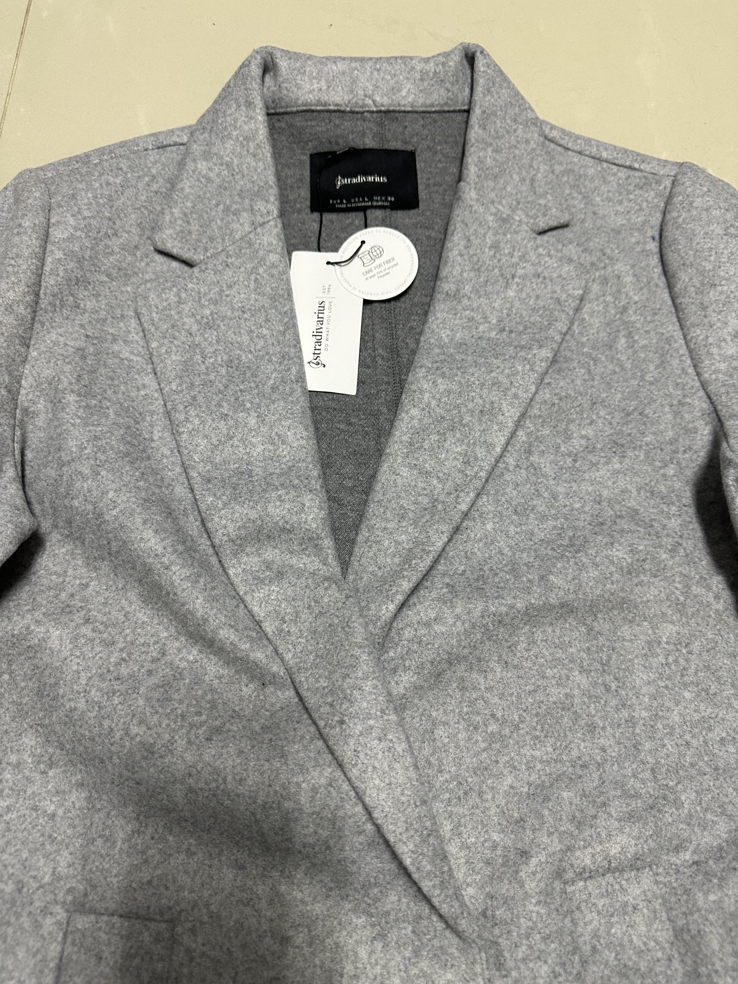 เสื้อโค้ท เสื้อโค้ทกันหนาว โค้ทวูล tailored knot coat สีเบจ แบรนด์ STRADIVARIUS สำเนา