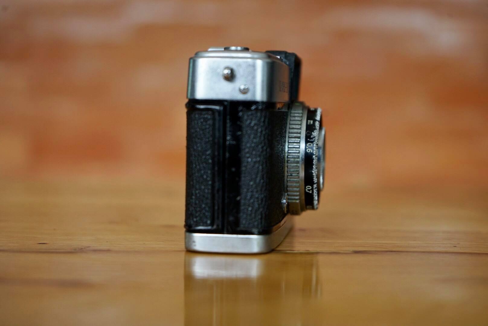 OLYMPUS-PEN S OLMPUS D. ZUIKO 30MM. F2.8