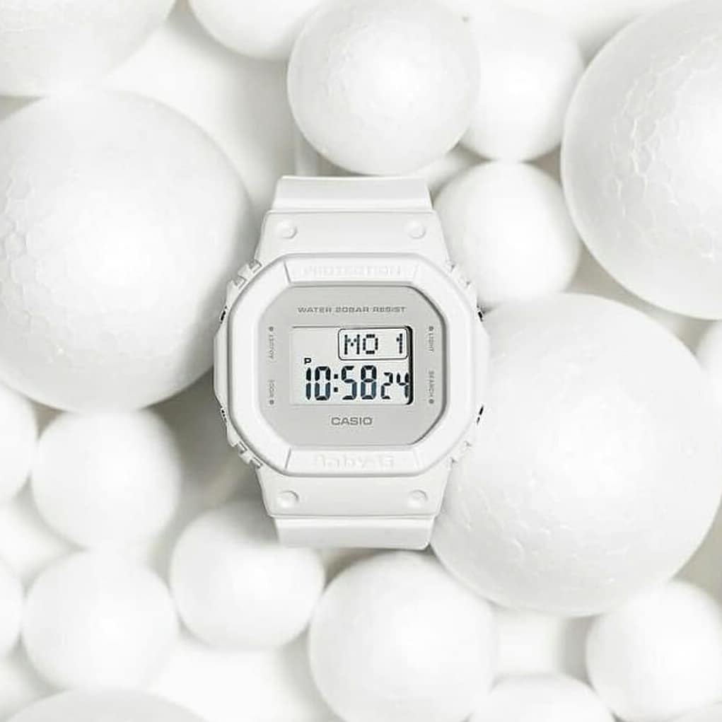CASIO BABY-G นาฬิกาข้อมือ นาฬิกากันน้ำ นาฬิกาของแท้ ประกันศูนย์ CMG 1 ปี รุ่น BGD-560CU-7D นาฬิกาสีขาว