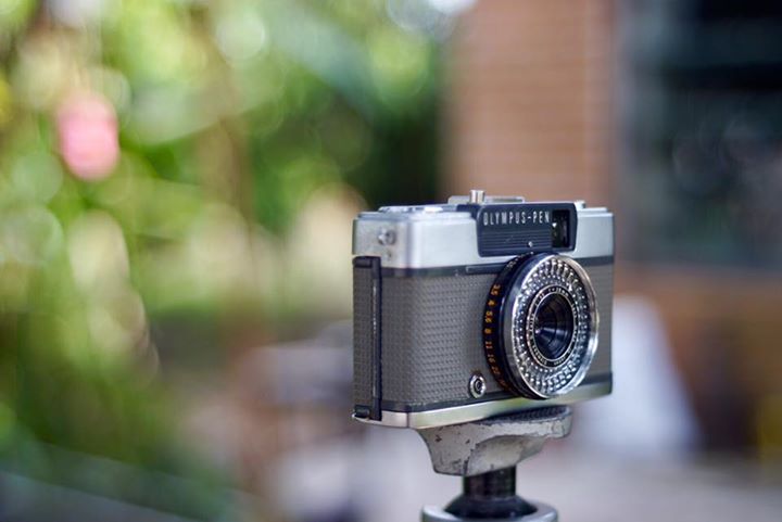 OLYMPUS-PEN EE2 OLYMPUS D.ZUIKO 28MM.F3.5