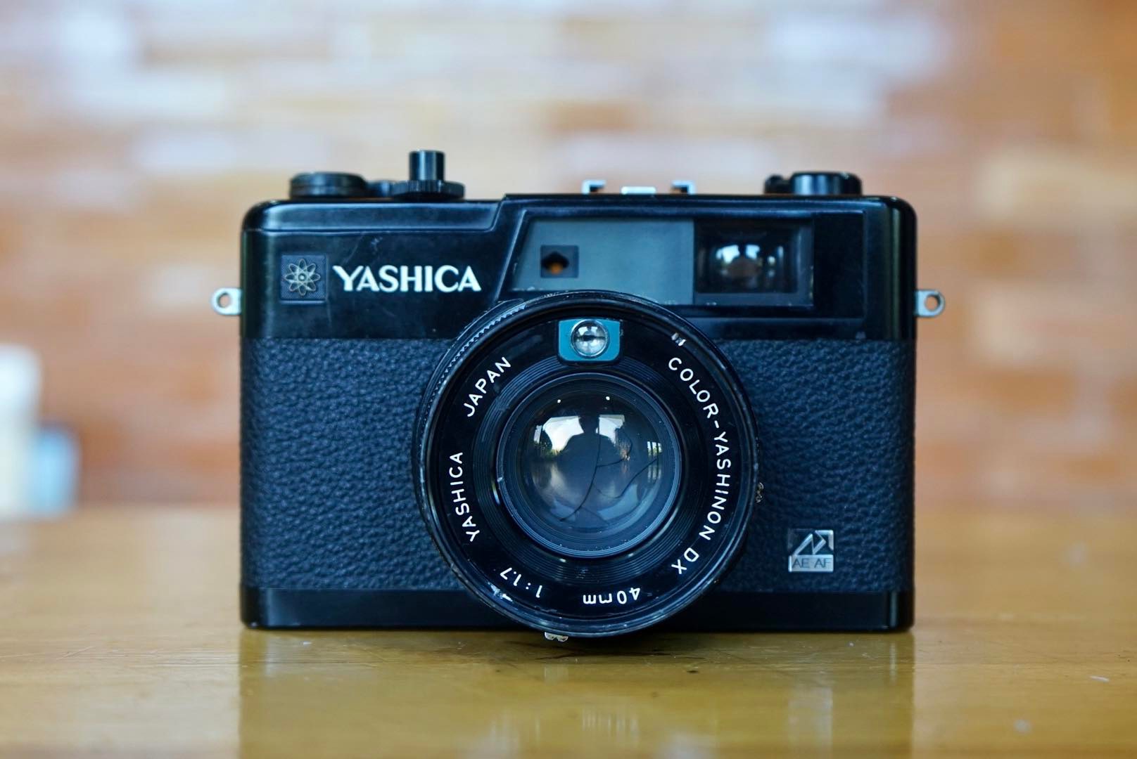 YASHICA ELECTRO 35GX YASHICA COLOR-YASHINON DX 40MM.F1.7