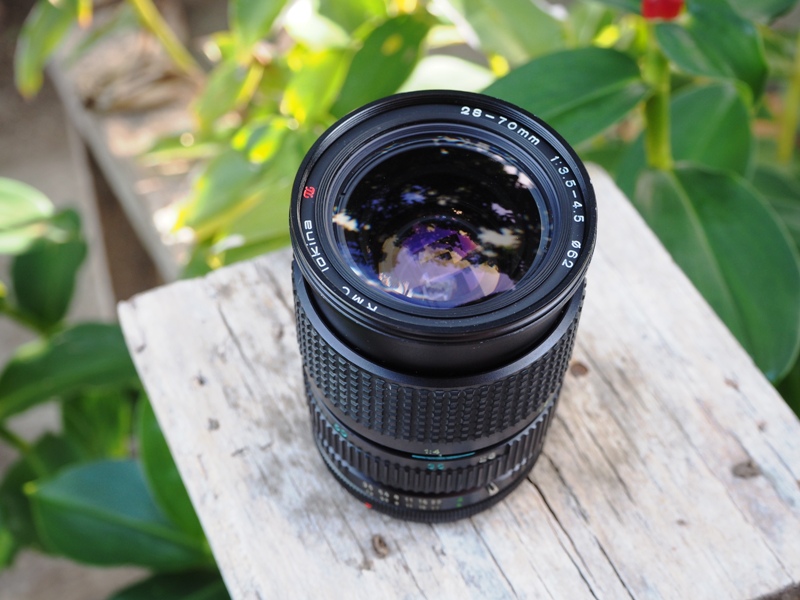 RMC TOKINA II 28-70MM.F3.5-4.5 MACRO FD MOUNT