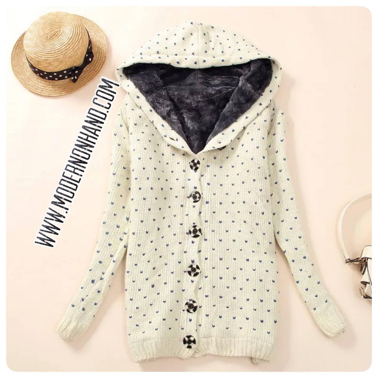 เสื้อหนาว ไหมพรมถักติดฮูท มี ซับขนด้านใน เนื้อไหมหนา นุ่ม อุ่นมากๆเลยคะ 3 สี : ชมพู/ขาวครีม/เขียวอ่อน