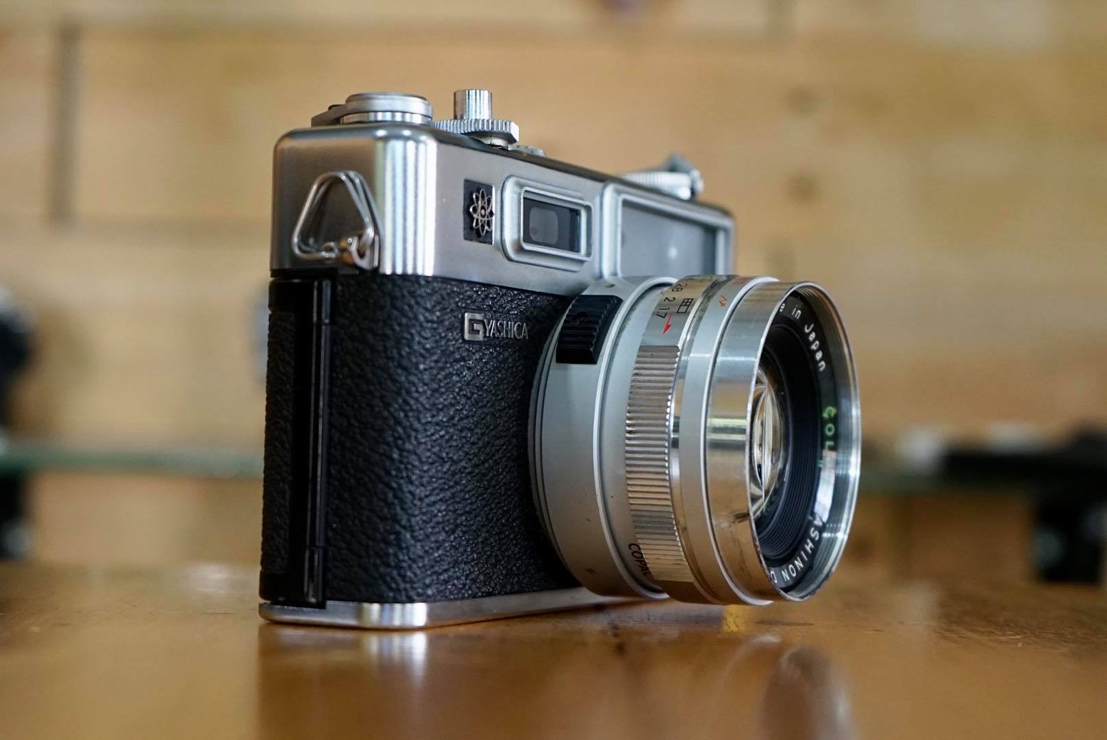 YASHICA ELECTRO 35 GSN COLOR YASHINON DX 45MM. F1.7