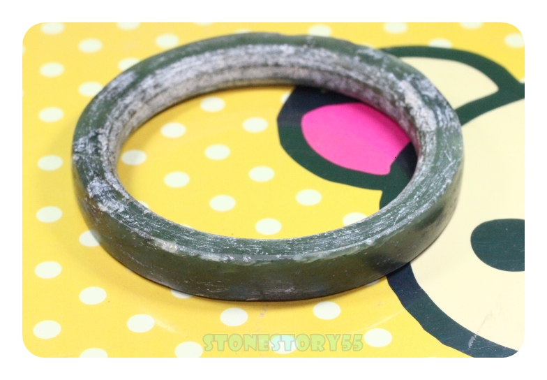 กำไลหยกลพบุรี บางเรียวสวย