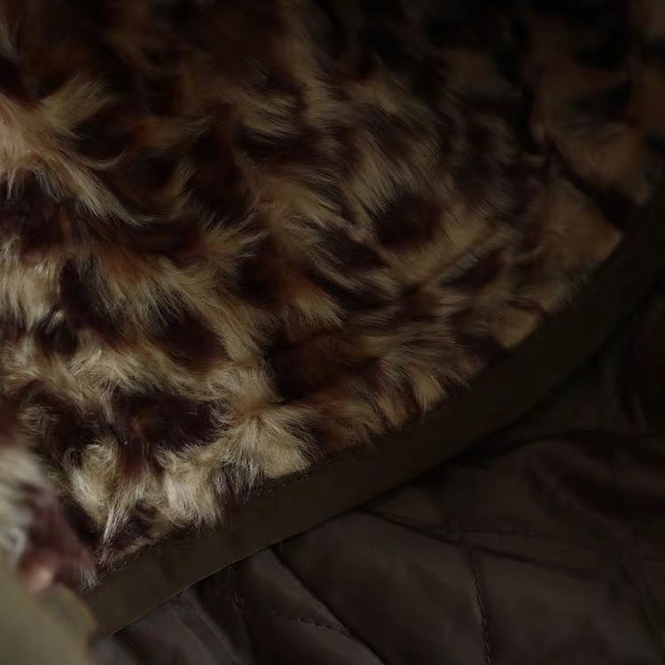 Cecil mc bee เสื้อโค้ทฮู้ดกันหนาว เสื้อปาร์กา parka สีเขียว แบรนด์ Cecil Mabee (ขนอุ่นลายเสือถอดด้านค่ะ & เฟอร์ถอดได้ค่ะ) เขียว