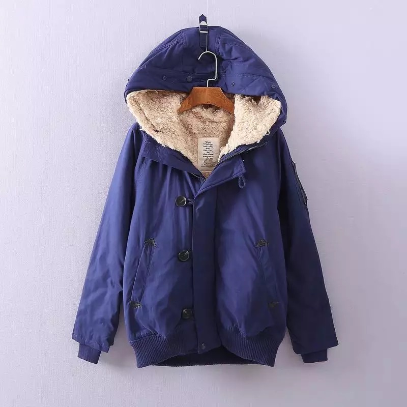 Moussy เสื้อกันหนาว ติดฮูท เสื้อcoat แบรนด์ดัง ญี่ปุ่น MOUSSY japan สีดำ แต่งซับขนอุ่นด้านใน (ขนด้านในถอดใส่ได้ทั้งชิ้นเลยคะ )มีกระดุมSize M/L * ไม่มีขนเฟอร์ปลายหมวกนะคะ*