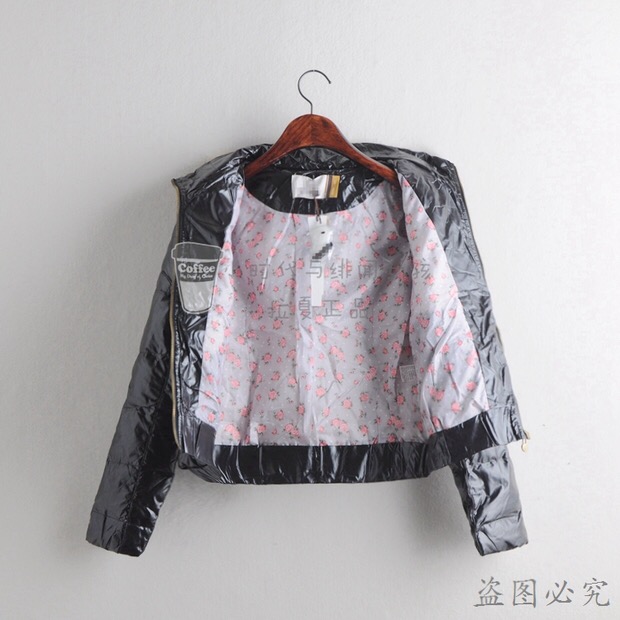 CC&DD เสื้อกันหนาว ขนเป็ด เสื้อ ขนเป็ดแท้ สีดำ แต่งหมวกฮูท แต่งขนเฟอร์ (ฮูท&เฟอร์ถอดได้ทุกจุด) แบรนด์เนม CC&DD (แท้ 100% งานสวย แพทเทินหรู อุ่นมากคะ(เฟอร์แท้ ) (DOWN80% &Feather20%) ดำ