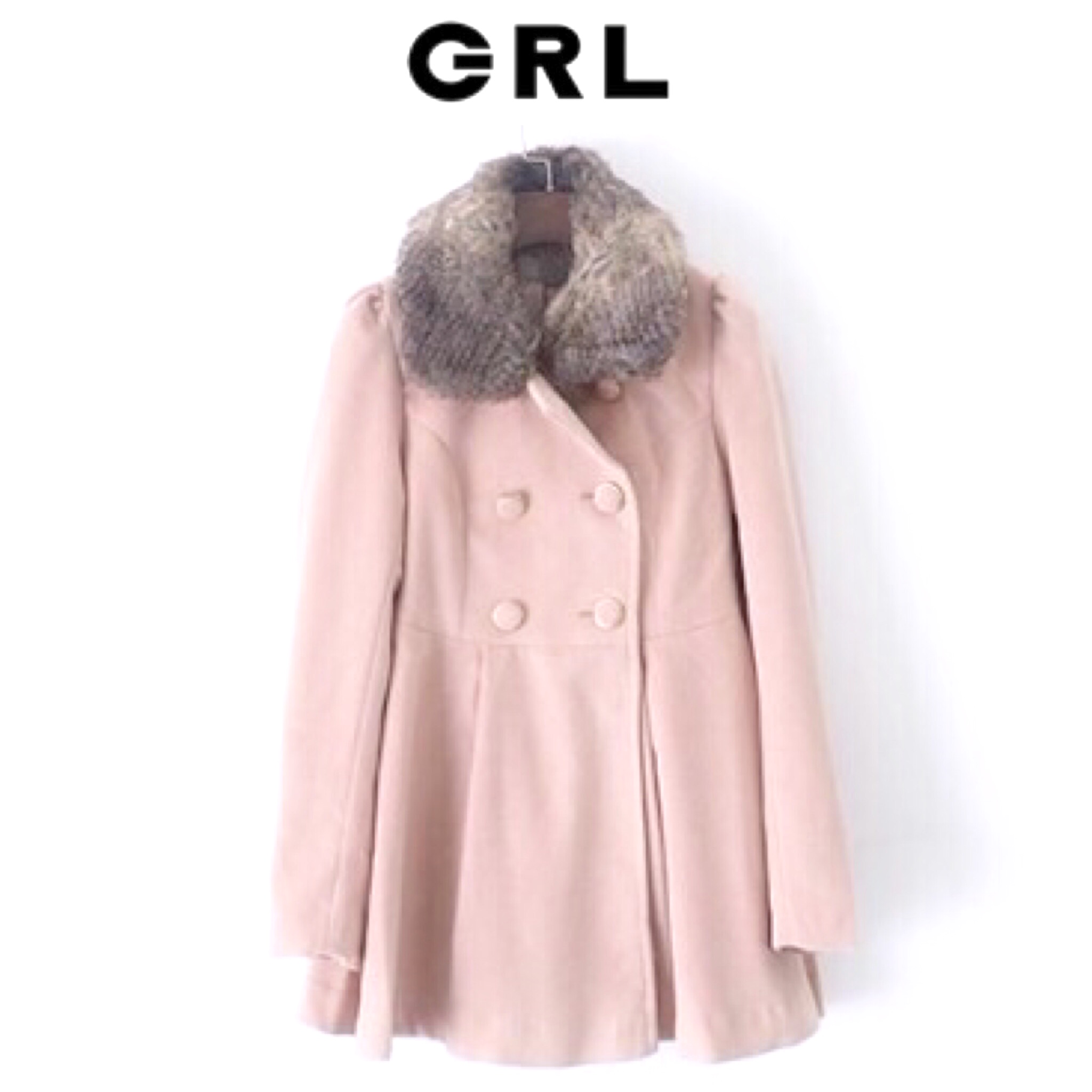เสื้อโค้ดกันหนาว เสื้อกันหนาวทรงเดรส สี เบจชมพูอ่อน แบรนด์เนมGRL ผ้าสักหลาดผสมวู คอปกแต่งขนเฟอร์(เฟอร์มีกระดุมถอดใส่ได้) สวยหรู สไตล์คุณหนูมากๆคะ Size S/M/L
