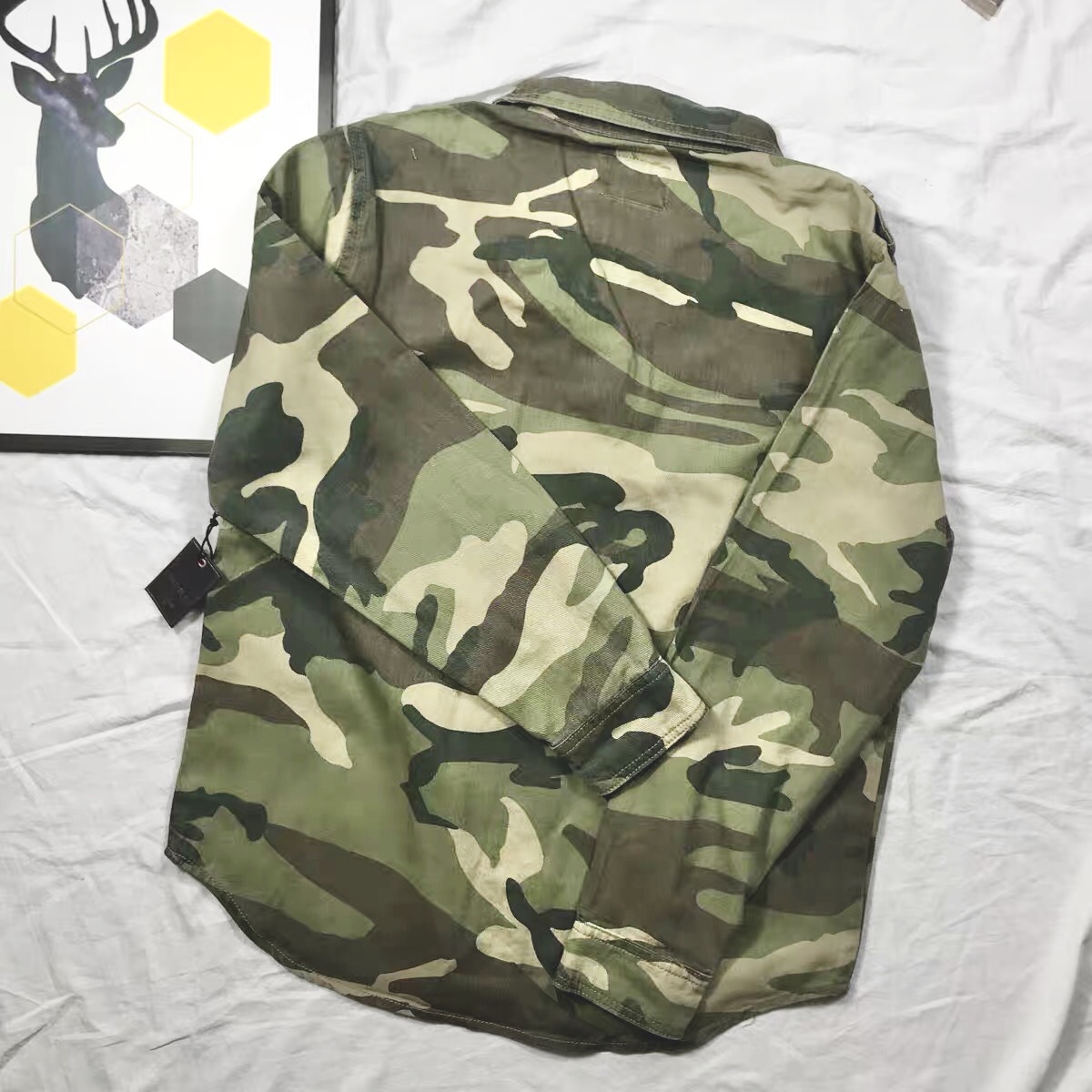 Forever21 เสื้อทหาร เสื้อคลุม สีลายพรางทหาร เสื้อนอก งานสวย เท่ห์มากคะ Forever21 ลายพราง