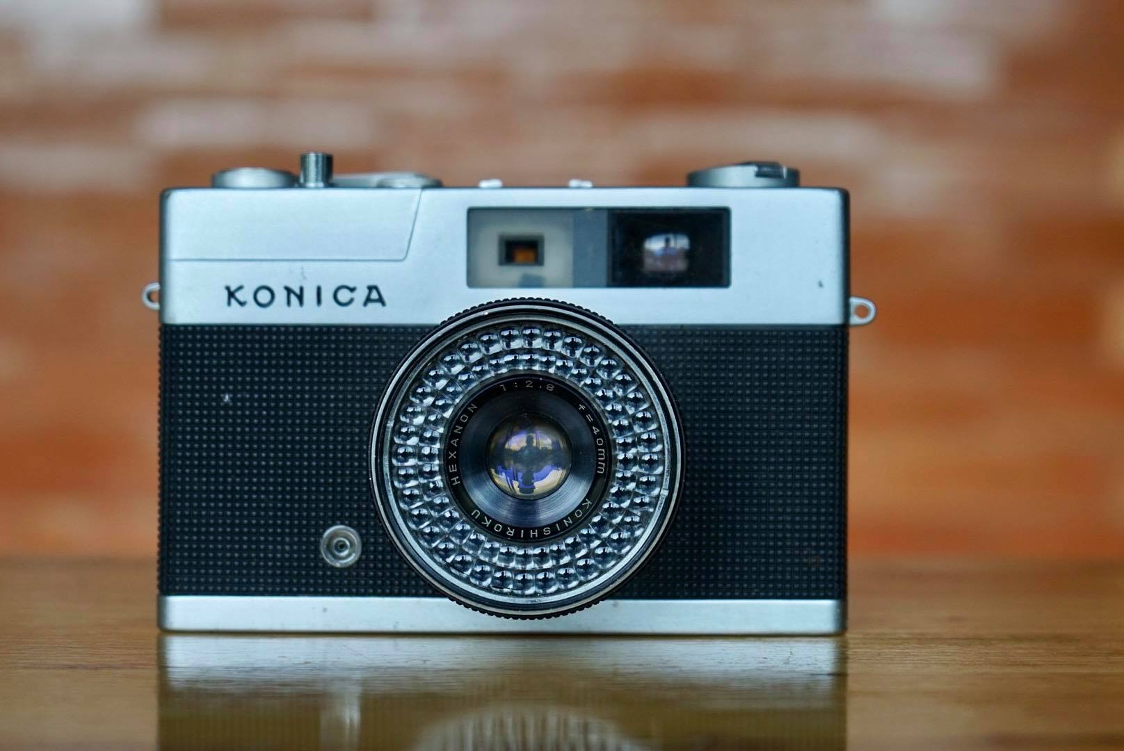 KONICA EE MATIC