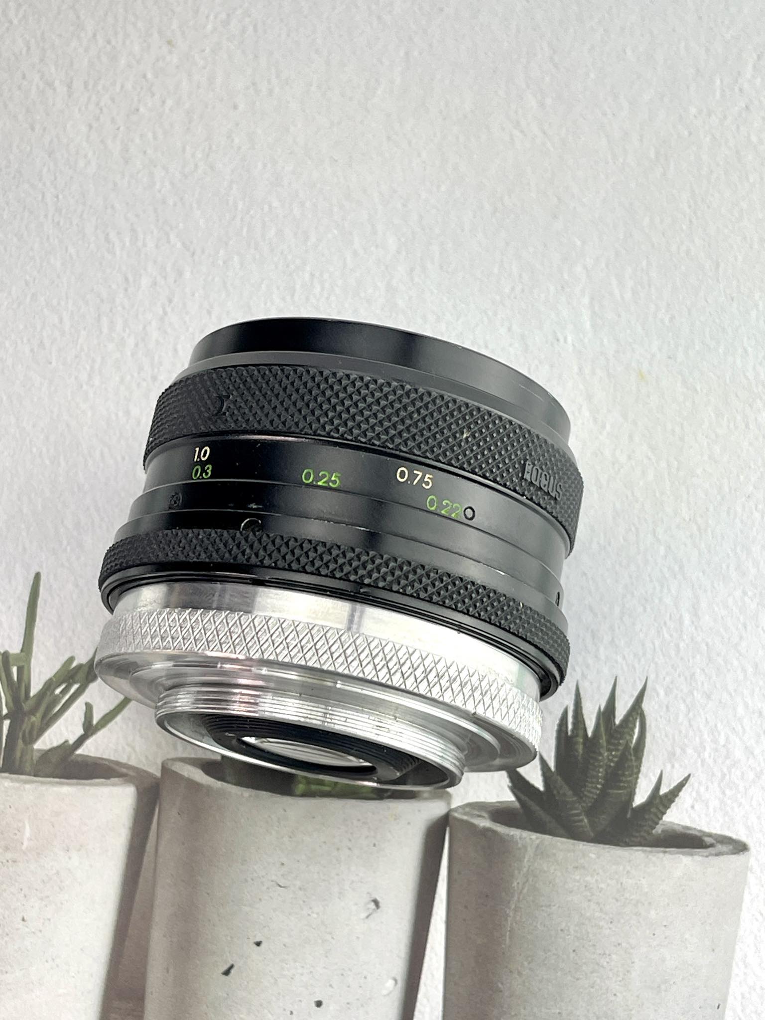 SIGMA MINI WIDE 28MM.F2.8 MULTI COATED M42 MOUNT