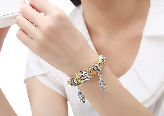 สร้อยข้อมือ Diy สร้อยข้อมือ Charm สไตล์ Pandora ทอง สลับ เงิน ชาร์ม ตัว รถทอง กบเงิน ปลาทอง ห้อย จี้ นกแก้ว สีเงิน ของขวัญให้แฟน สุดหรู 984346
