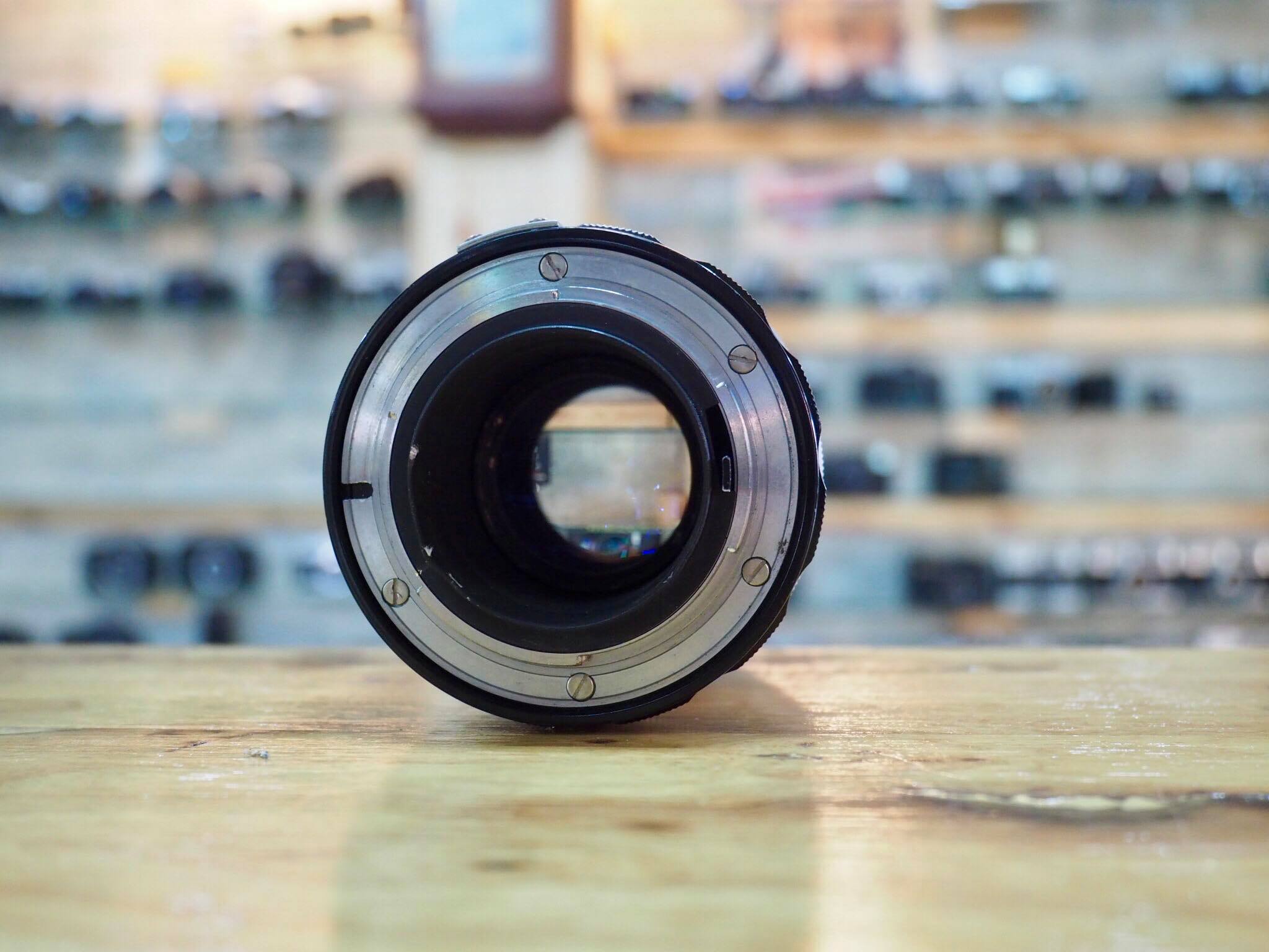 NIKKOR-Q Auto 135MM. F3.5 NON Ai MOUNT