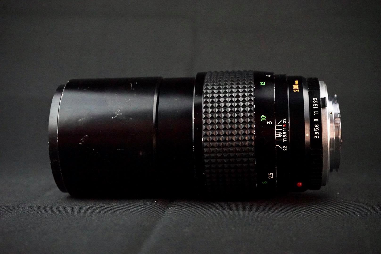 MINOLTA MC TELE ROKKOR-QF200 MM.F3.5 MD MOUNT