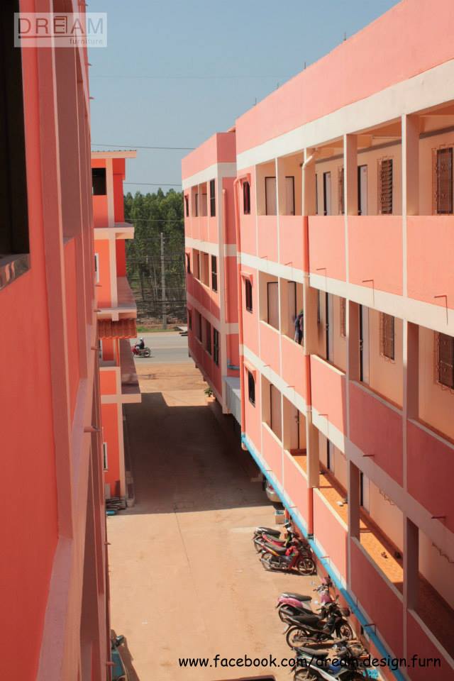 หอพักรุ่งอนันต์ ตั้งอยู่ใกล้นิคมอุตสาหกรรม 304 จ.ปราจีนบุรี