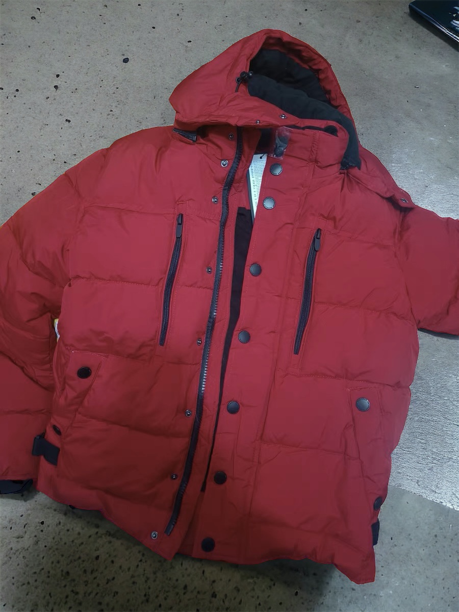 เสื้อกันหนาว เสื้อฮู้ดเฟอร์ บุนวมอุ่น สีขาว แบรนด์ SMOG (padded puffer coat ขาว