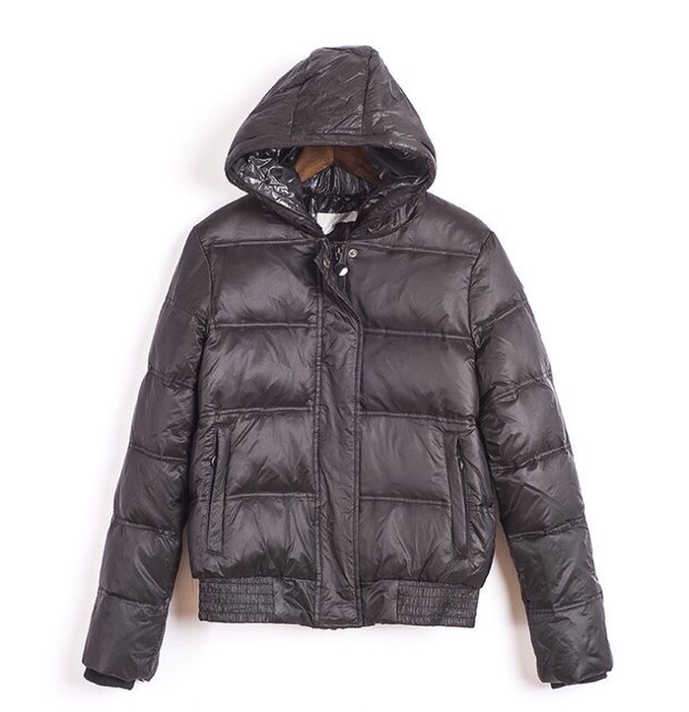 เสื้อกันหนาว ขนเป็ด แต่งหมวกฮูท สีดำ brandname ดัง ยุโรป MONCLER