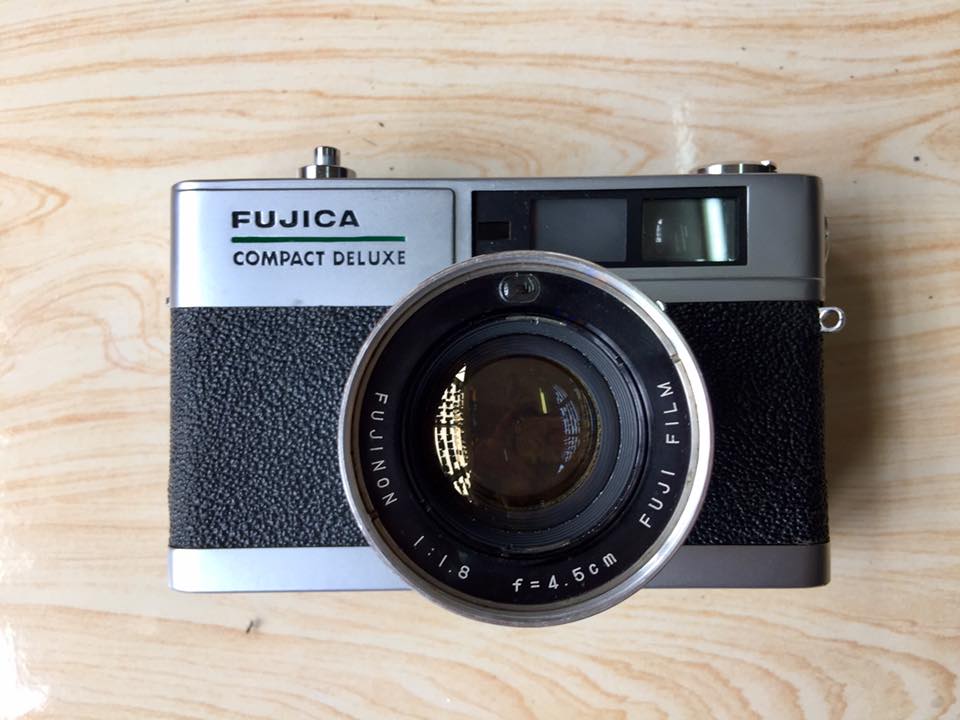 FUJICA COMPACT DELUXE FUJINON 45MM. F1.8