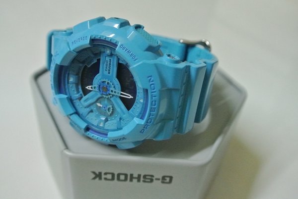 CASIO G-SHOCK นาฬิกาข้อมือ นาฬิกากันน้ำ นาฬิกาของแท้ ประกันศูนย์ CMG 1 ปี รุ่น GMA-S110CC-2 นาฬิกาสีฟ้า