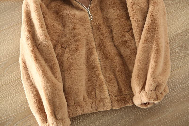 Sinsay เสื้อเฟอร์กันหนาว หมวกฮู้ด เสื้อขน Fluffy coat แบรนด์ SINSAY น้ำตาล
