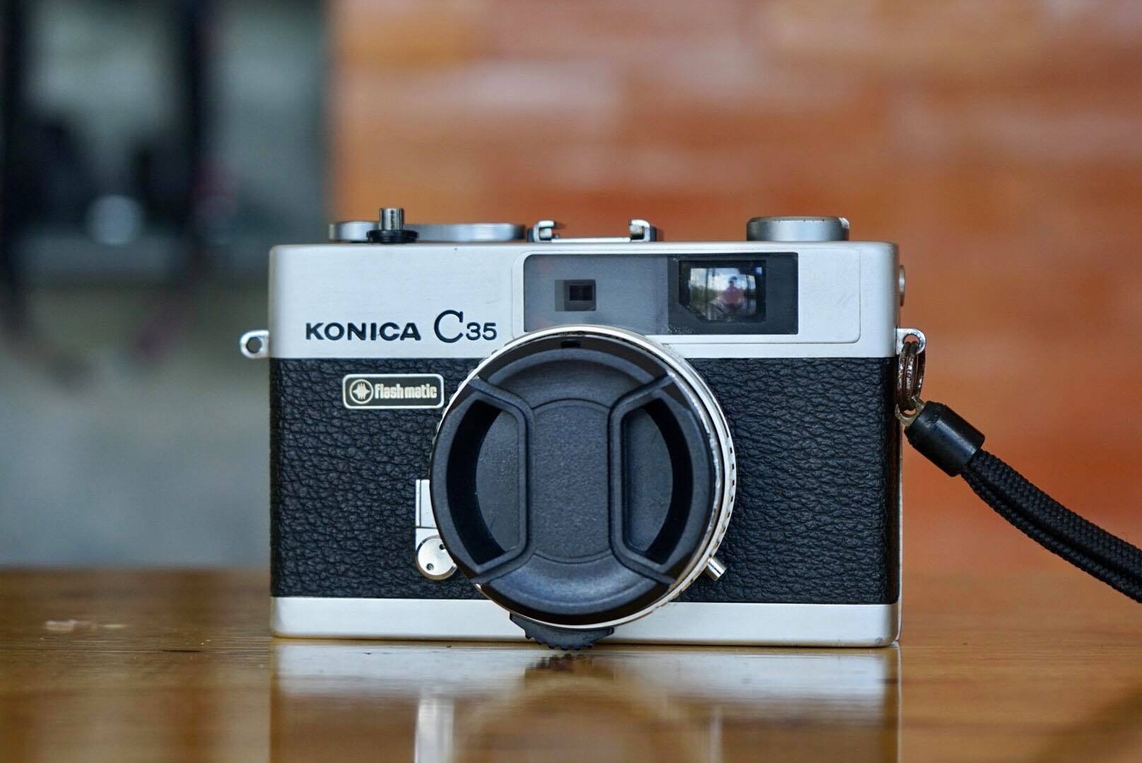 KONICA C35 FLASH MATIC KONICA HEXANON 38MM.F2.8