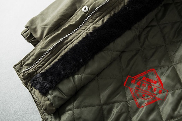 Ambiance เสื้อโค้ท ฮูท เสื้อกันหนาวparka สีเขียว แบรนด์ AMBIANCE OUTWEAR แต่งเฟอร์ บุนวมอุ่น งานสวย แนวมากคะ เขียว