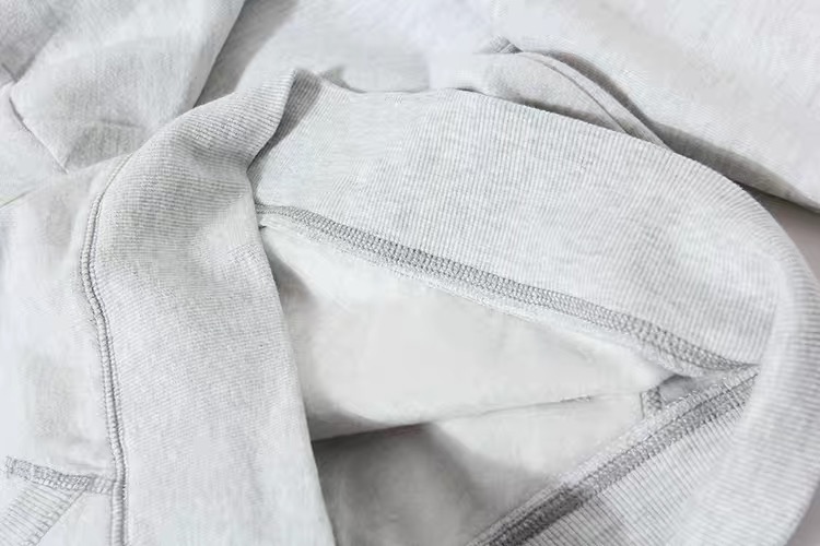 Pink by victoria's secret เสื้อแจ็คเก็ต เสื้อนอก เสื้อฮู้ดวอร์ม สีเทา แต่งลายปัก เทาอ่อน