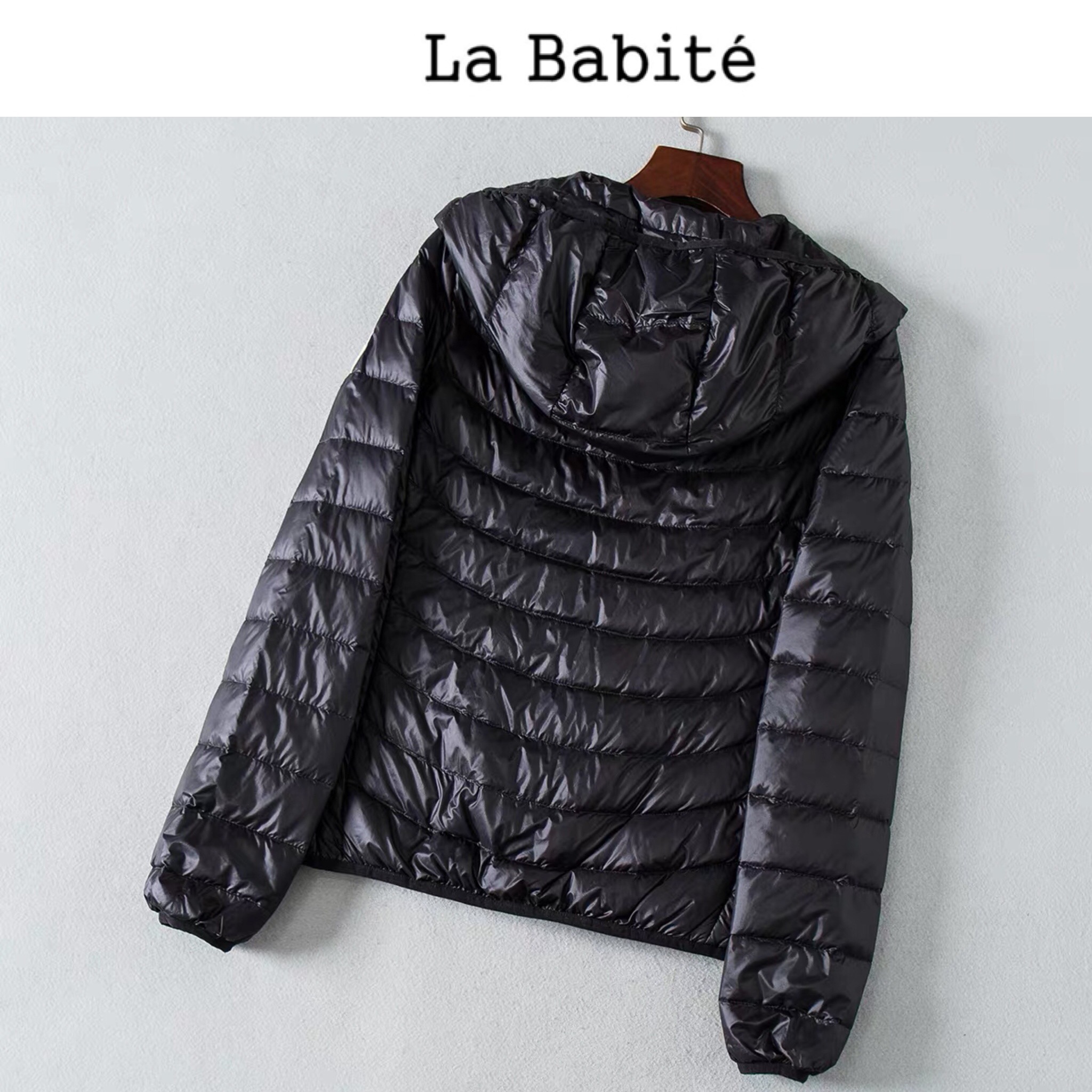 La Babite เสื้อฮู้ดขนเป็ด เสื้อขนเป็ดสีดำ แบรนด์ La Babite กันหนาวฮู้ดขนเป็ดแบบบาง down90%&Feather10% Size S ดำ