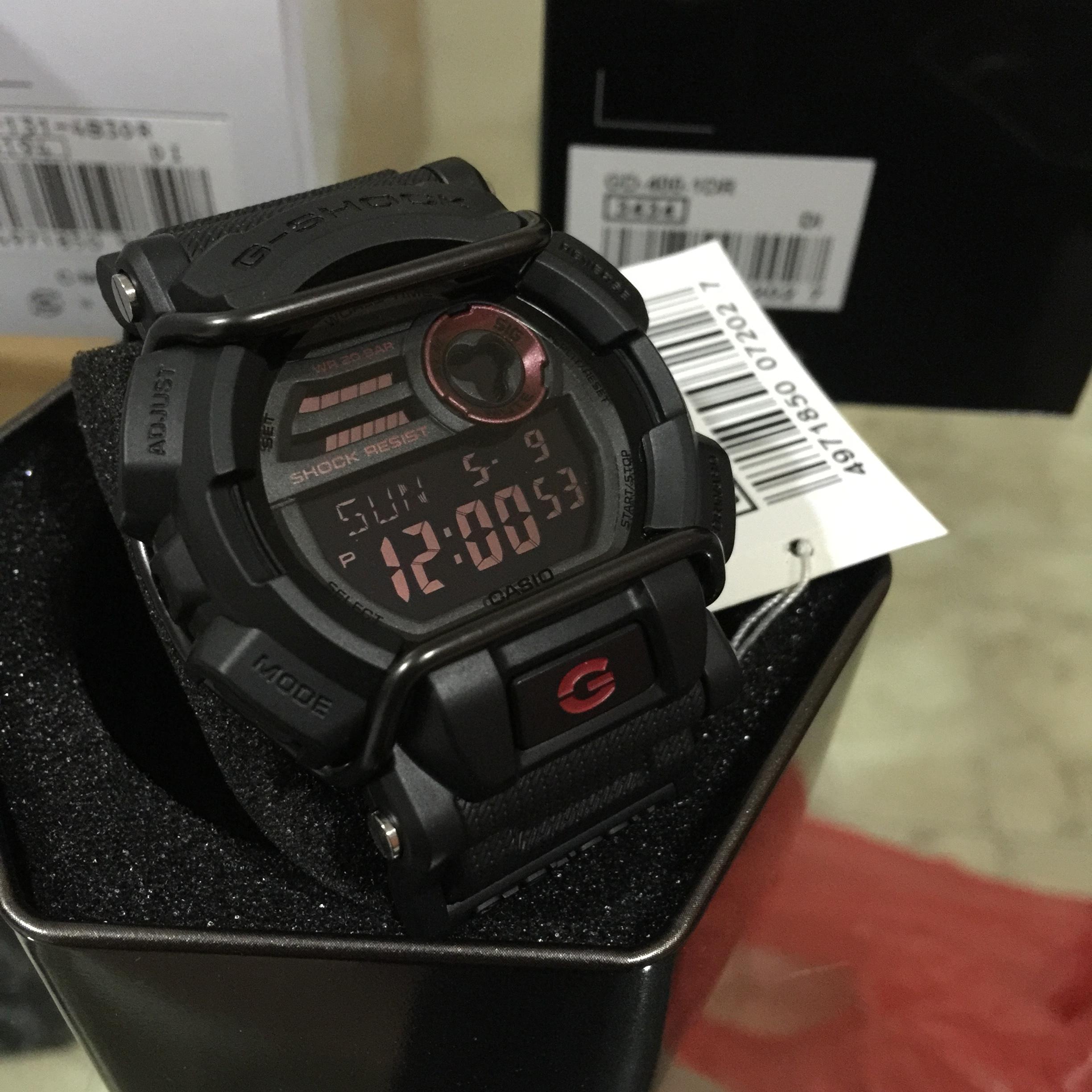 CASIO G-SHOCK นาฬิกาข้อมือ นาฬิกากันน้ำ นาฬิกาของแท้ ประกันศูนย์ CMG 1 ปี รุ่น GD-400-1 นาฬิกาสีดำ
