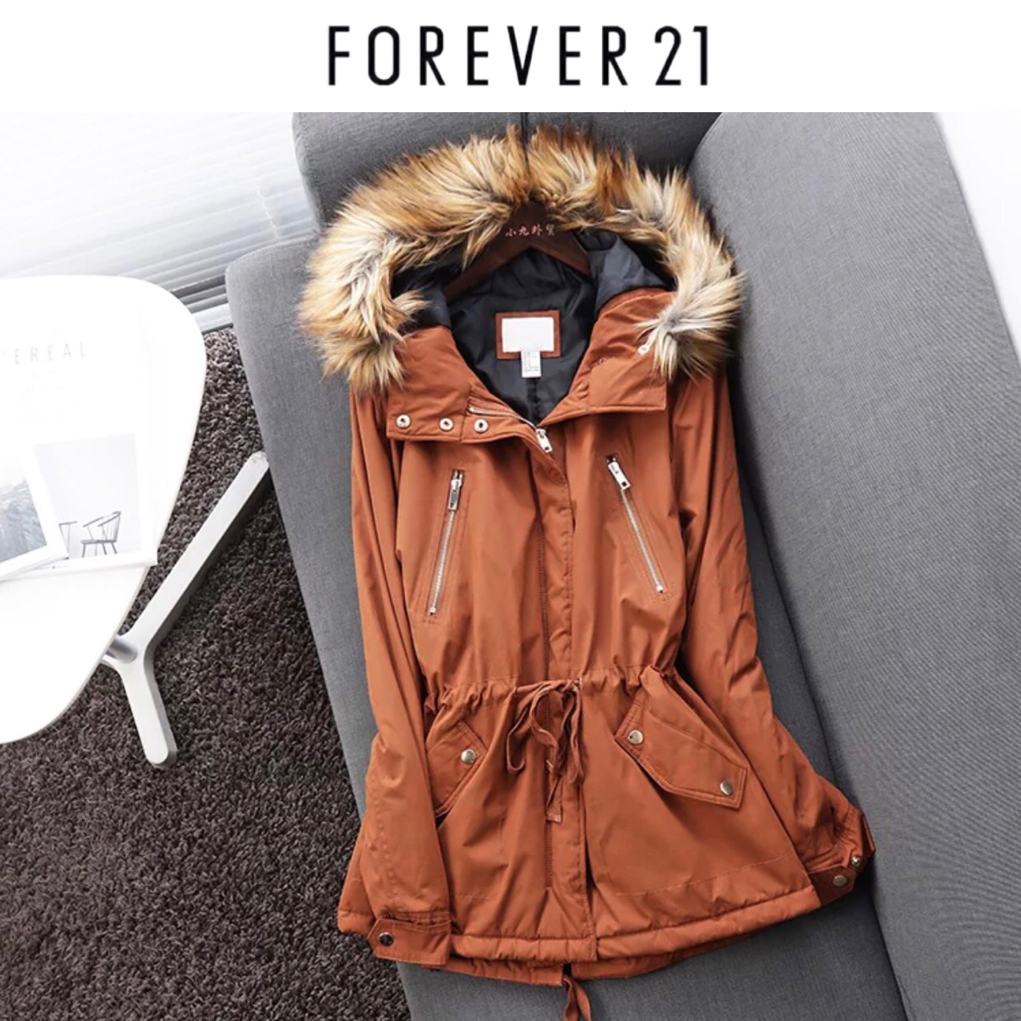 Forever21 เสื้อโค้ทฮู้ดกันหนาว เสื้อปาร์กา parka สีเขียว แต่งเฟอร์ แบรนด์ FOREVER21 เขียว