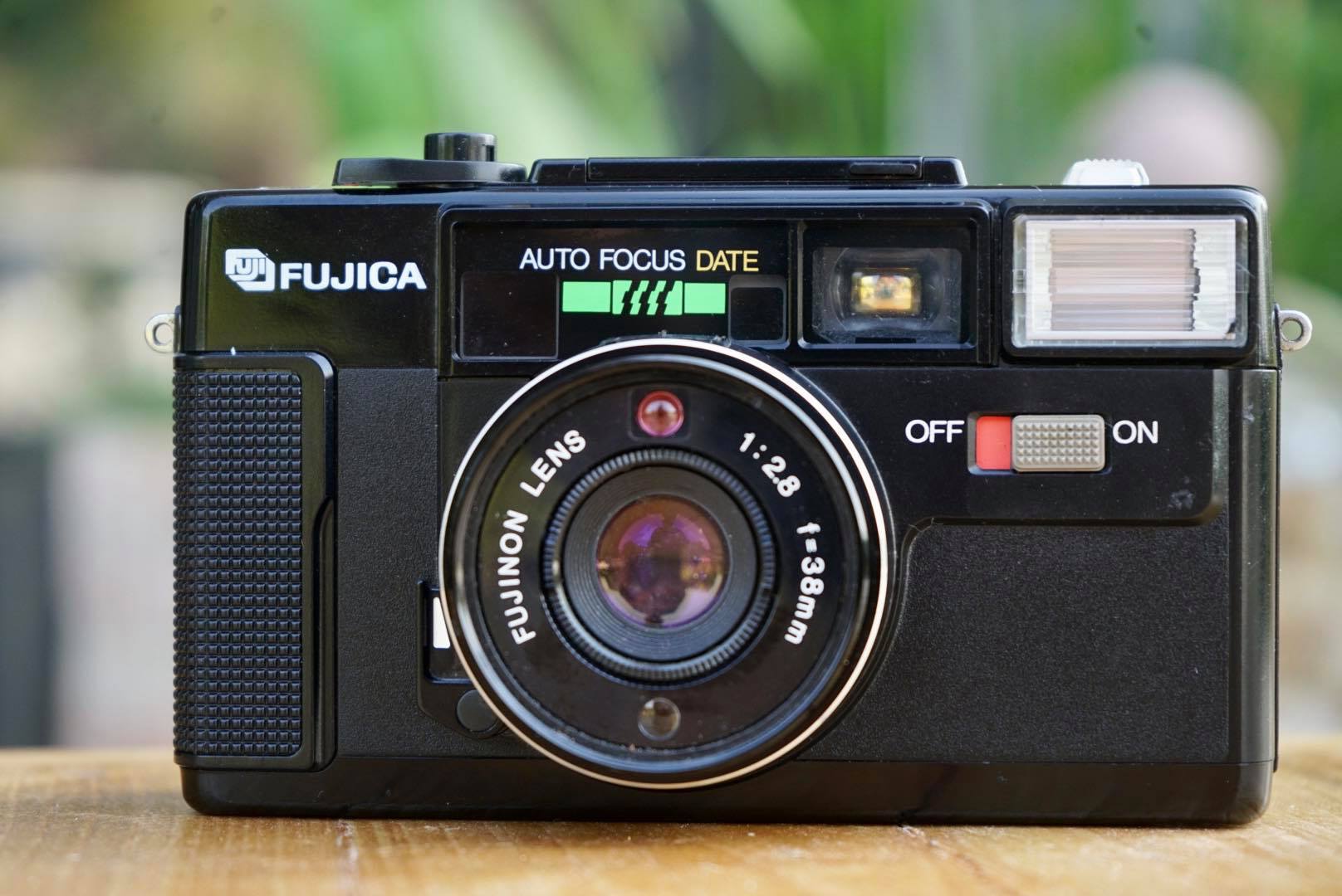 FUJICA AUTO 7 DATE FUJINON LENS 38MM.F2.8