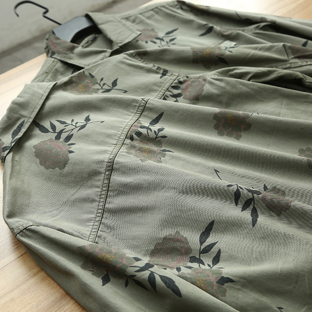 H&m เสื้อทหาร เสื้อเขียวทหาร ลายดอก เสื้อนอกแนวทหาร H&M (ตัดป้าย) แพทเทินสวย เท่ห์มาก คะ Size M สำเนา สำเนา เขียว