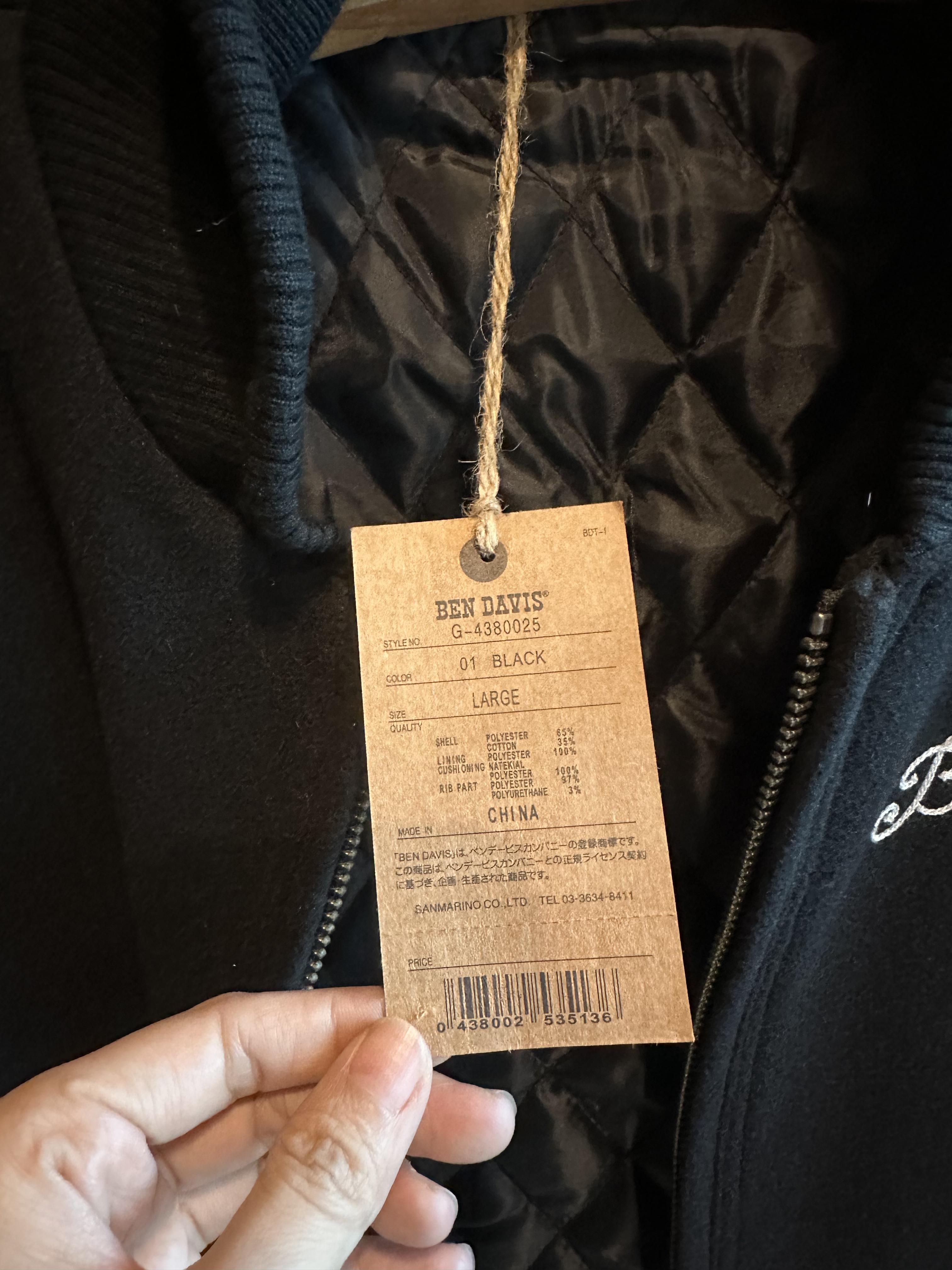 Ben davis เสื้อนอก เสื้อแจ็คเก็ต ผู้ชาย แบรนด์ Ben davis แท้ สีดำ เนื้อสักหลาด กันหนาว งานแท้ สวย เท่ห์ มาก คะ Size L/XL/XXL สำเนา สำเนา สำเนา ดำ