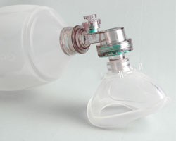 ชุดช่วยหายใจแบบมือบีบ Ambu bag ครบชุดสำหรับผู้ใหญ่ ยี่ห้อ galemed รุ่น MR-100 PLUS ประเทศไต้หวัน