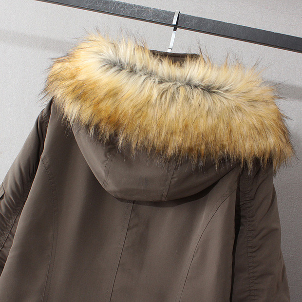 Private pause เสื้อโค้ทฮู้ดกันหนาว เสื้อปาร์กา parka สีเขียว แบรนด์ PRIVATE PAUSE (JAPAN) แต่งเฟอร์ (ฮู้ด& ขนเฟอร์ ถอดได้ทุกชิ้นค่ะ) เขียว