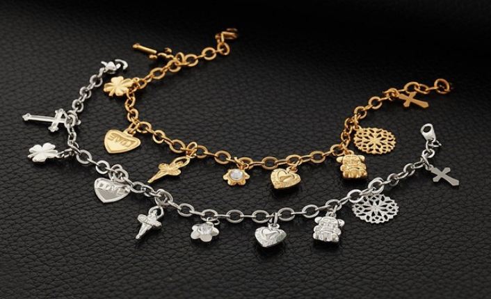 สร้อยข้อมือทอง สร้อยข้อมือ ออกงาน สร้อยข้อมือ ห้อยจี้ แสนสวย ทอง 18 K จี้ สาวนักบัลเล่ย์ ดอกไม้ ติด เพชรคริสตัล ไม้กางเขน หัวใจ ของขวัญ สุดหรู 971309