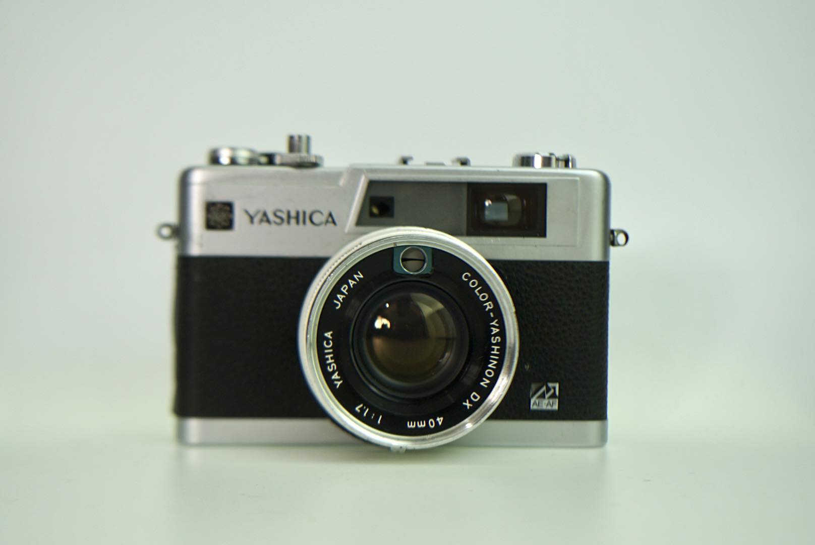 YASHICA ELECTRO 35GX YASHICA COLOR-YASHINON DX 40MM.F1.7