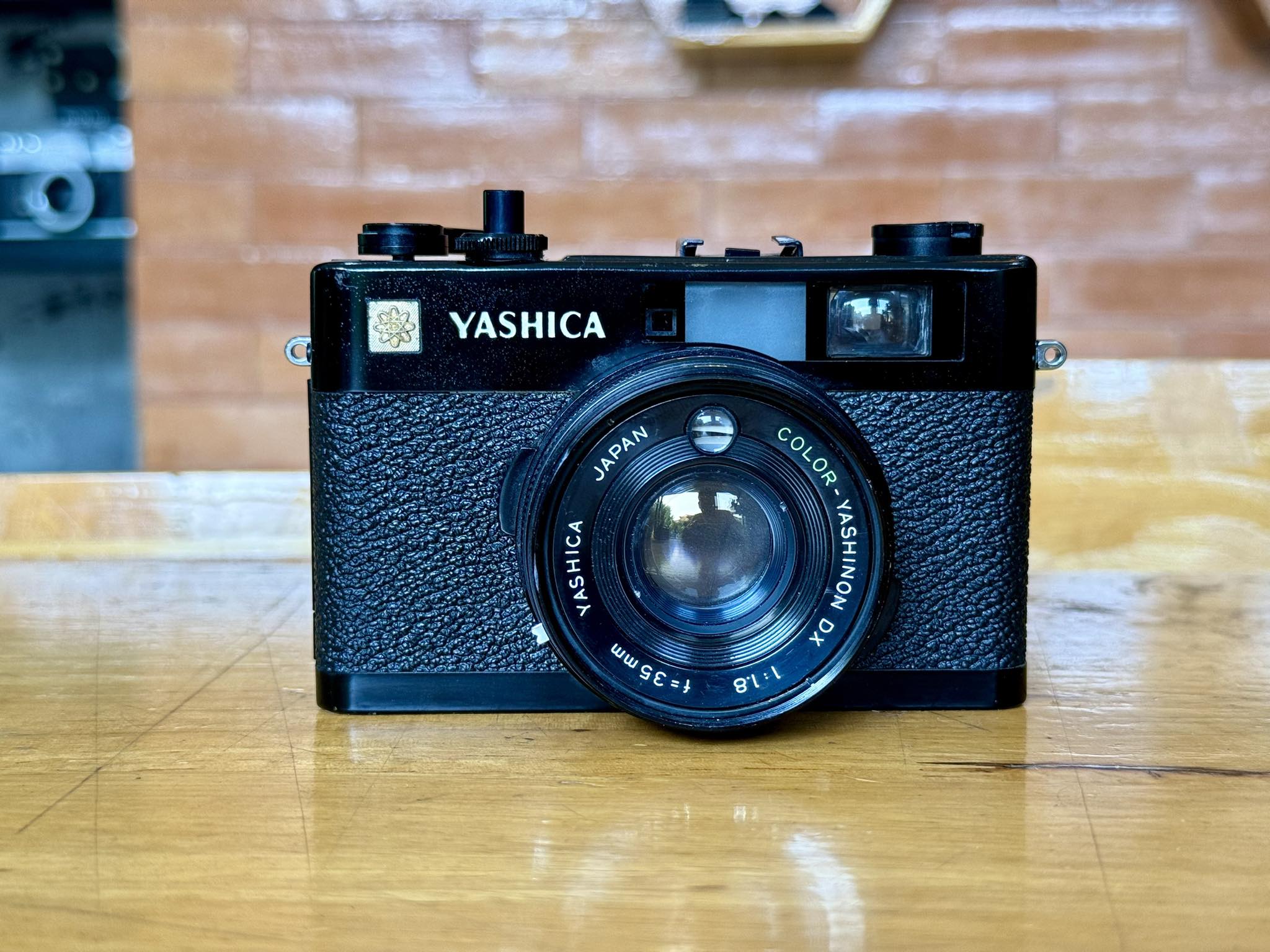 YASHICA ELECTRO35 CC COLOR YASHINON-DX 35MM.F1.8