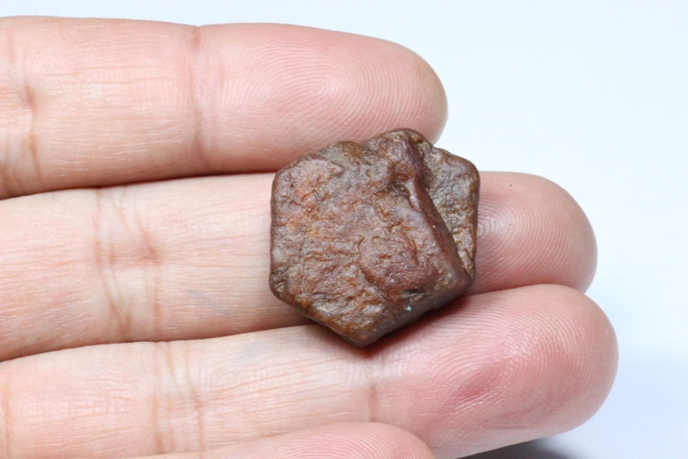 ทับทิมดิบ 6เหลี่ยม