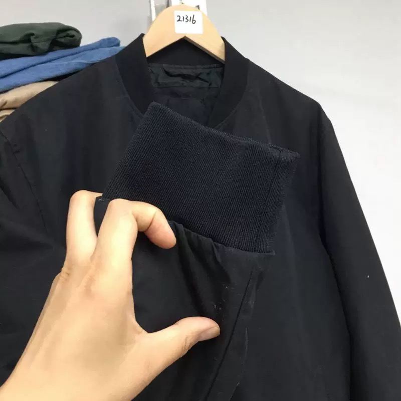 เสื้อทหาร เสื้อนอกเขียวทหาร เสื้อนอกแนวทหาร ankoแพทเทินสวย เท่ห์มาก คะ แบรนด์ สำเนา สำเนา เขียว