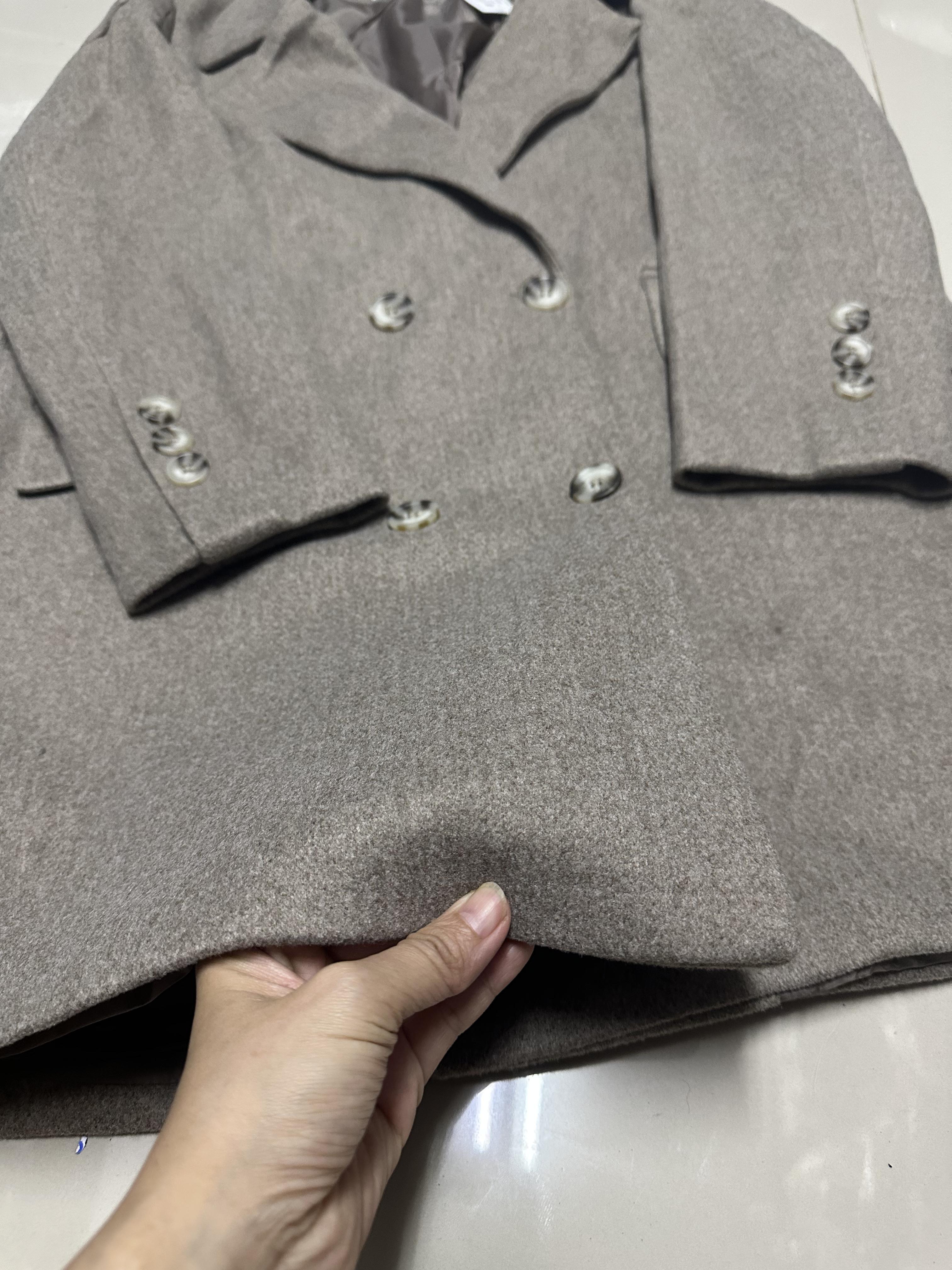 House brand เสื้อโค้ท เสื้อกันหนาว เนื้อผ้าสักหลาดวูล สีน้ำตาลอ่อน แบรนด์ HOUSE BRAND