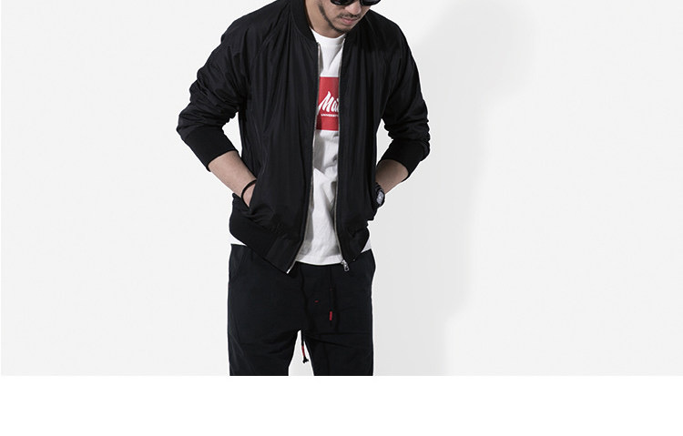 URBAN EXPOSURE เสื้อทหาร เสื้อนอกเขียวทหาร เสื้อนอกแนวทหาร แพทเทินสวย เท่ห์มาก คะ แบรนด์URBAN EXPOSURE เขียว