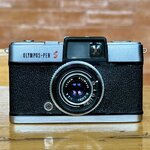 OLYMPUS-PEN S OLMPUS D. ZUIKO 30MM. F2.8