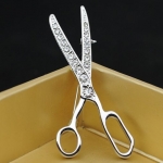 เข็มกลัดติดเสื้อ ติดปกเสื้อ เข็มกลัดติดหน้าอกเสื้อ ดีไซน์ รุป กรรไกร ตัดผม ฝังเพชร เข็มกลัด สำหรับ ช่างตัดผม ชั้นนำ ของที่ระลึกสุดหรู 435470