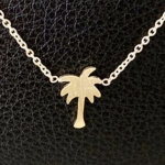สร้อยคอผู้หญิง แบบน่ารัก ใส่เล่น ใส่ออกงาน สร้อยคอ พร้อมจี้ ต้นปาล์ม สีเงิน สีทอง แบบสวย 385283
