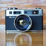 YASHICA ELECTRO 35G YASHICA YASHINON DX 45MM F1.7